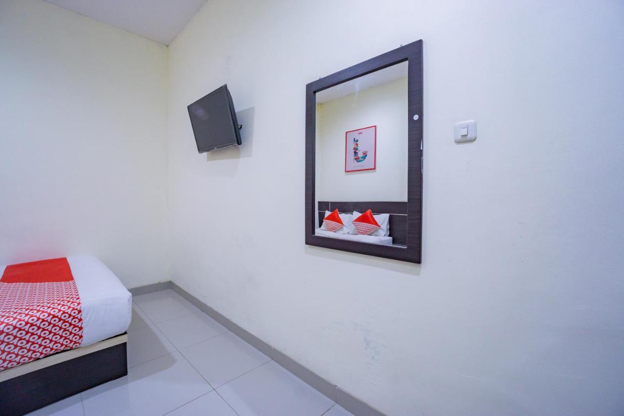 Oyo 2357 Syariah Grand Raudhah Hotel Jakarta Kültér fotó