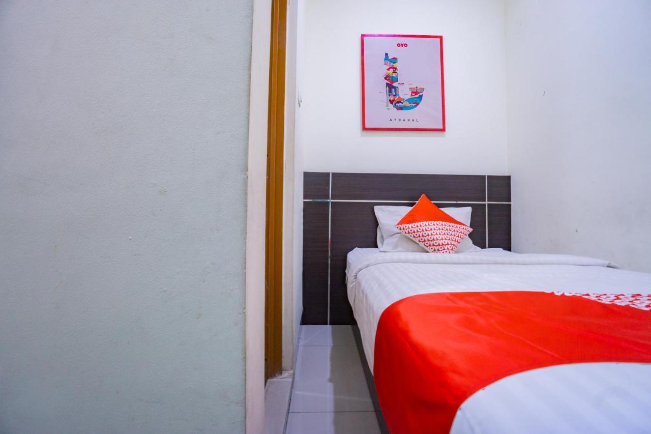 Oyo 2357 Syariah Grand Raudhah Hotel Jakarta Kültér fotó