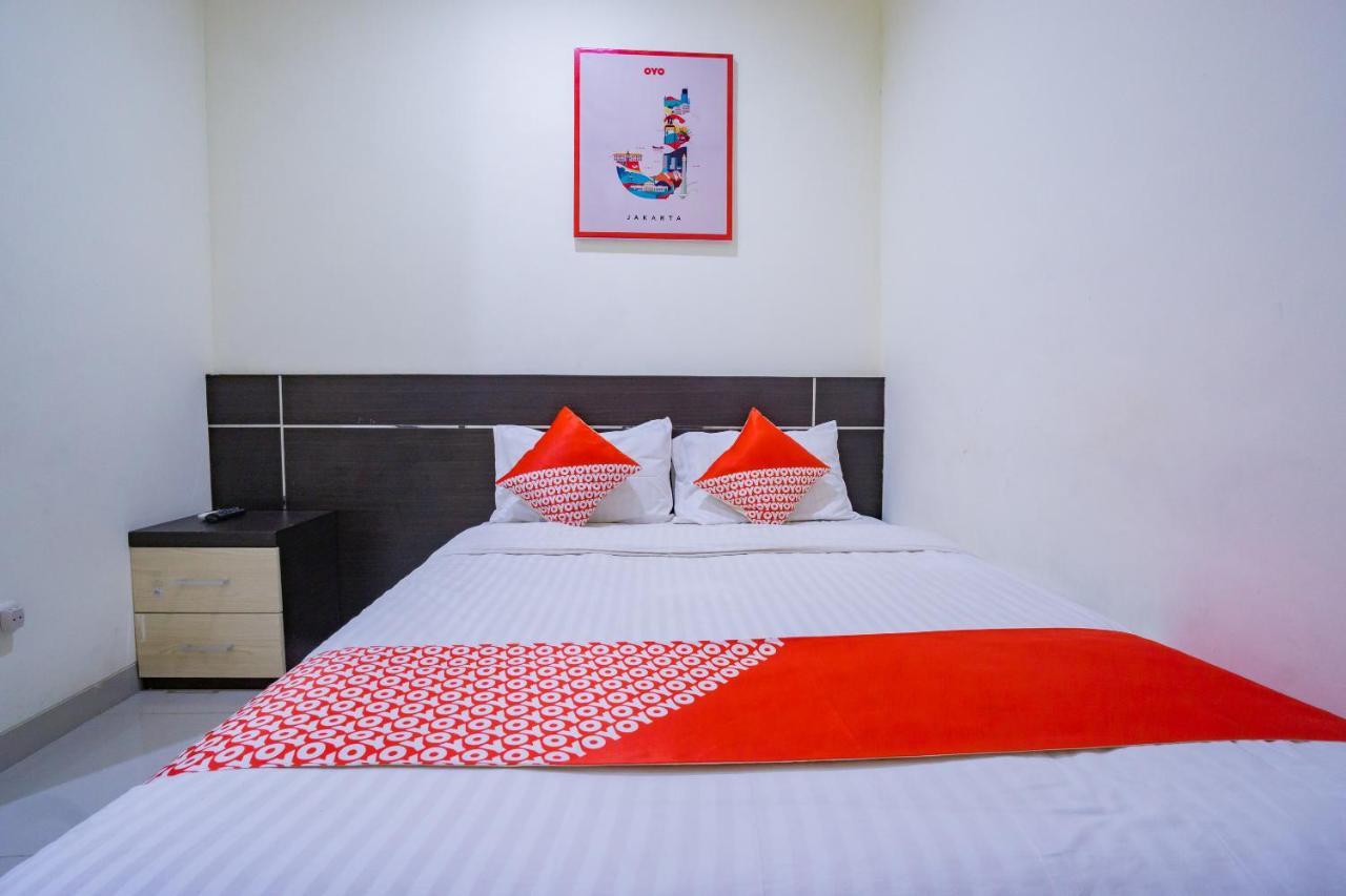 Oyo 2357 Syariah Grand Raudhah Hotel Jakarta Kültér fotó