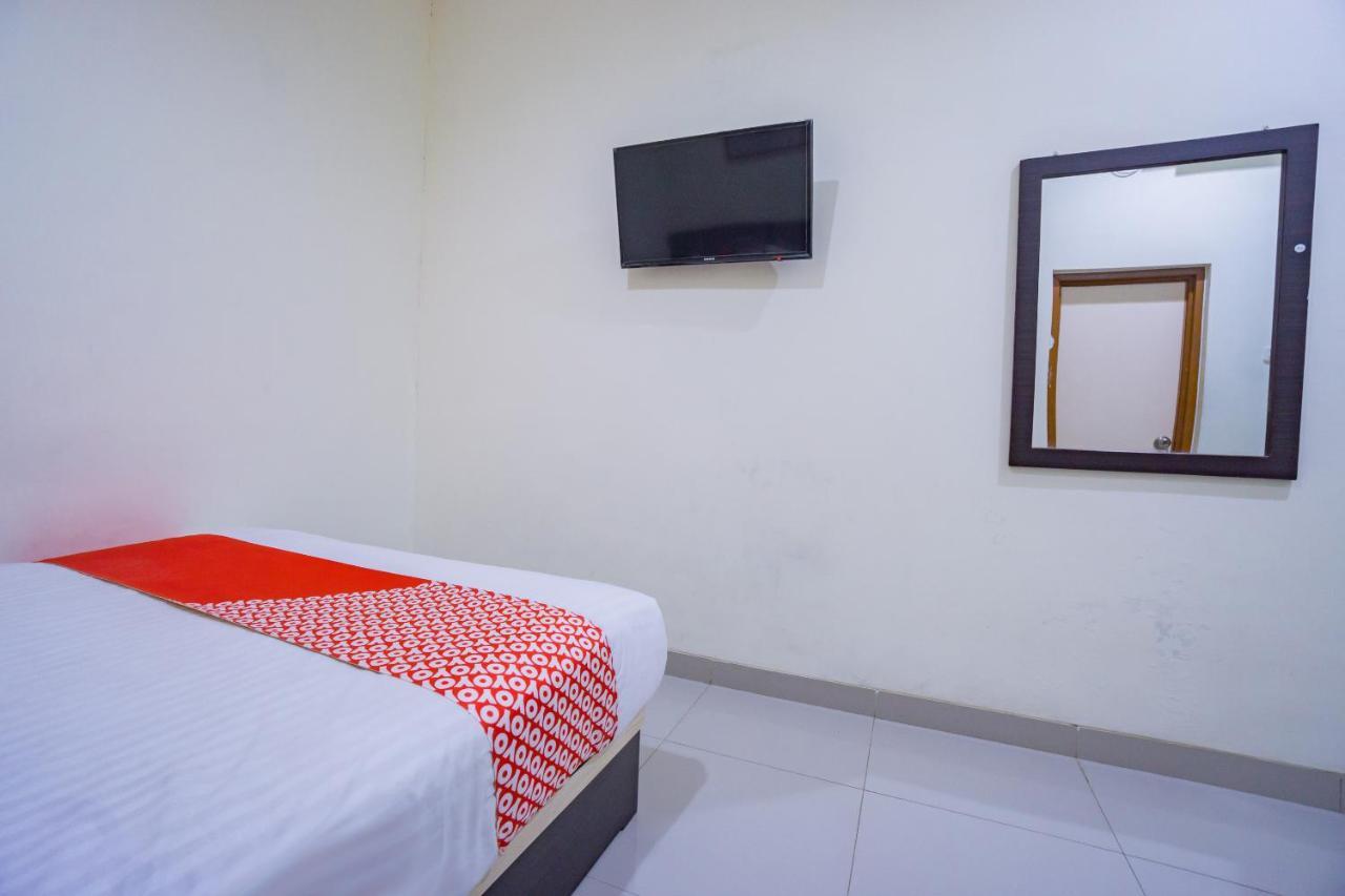 Oyo 2357 Syariah Grand Raudhah Hotel Jakarta Kültér fotó