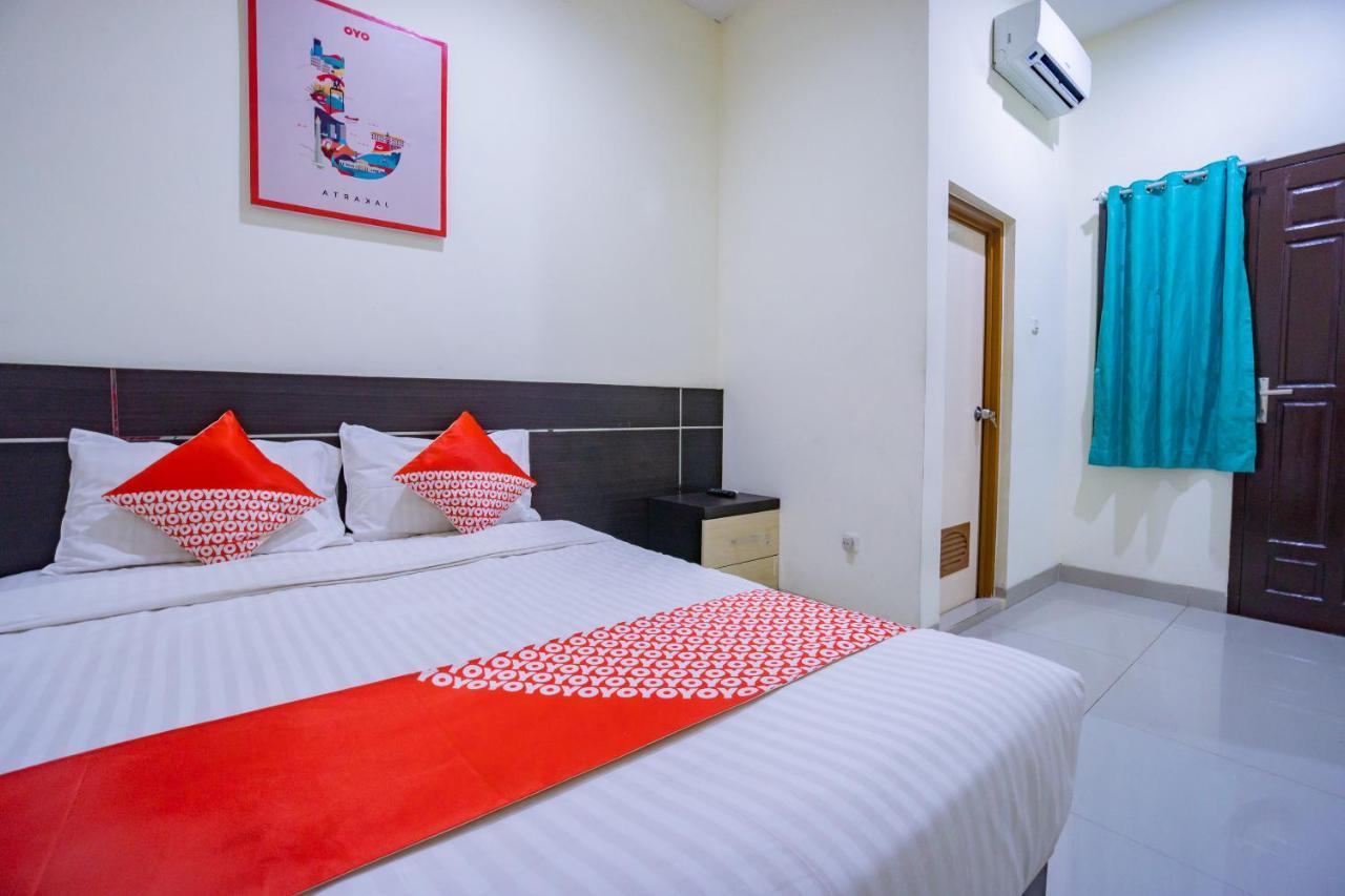 Oyo 2357 Syariah Grand Raudhah Hotel Jakarta Kültér fotó