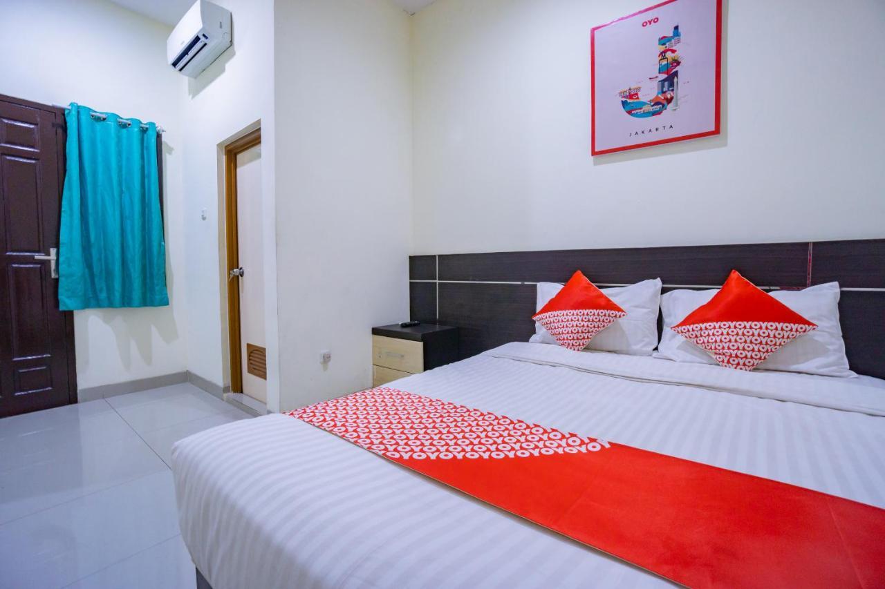 Oyo 2357 Syariah Grand Raudhah Hotel Jakarta Kültér fotó