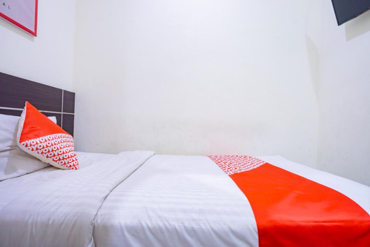 Oyo 2357 Syariah Grand Raudhah Hotel Jakarta Kültér fotó