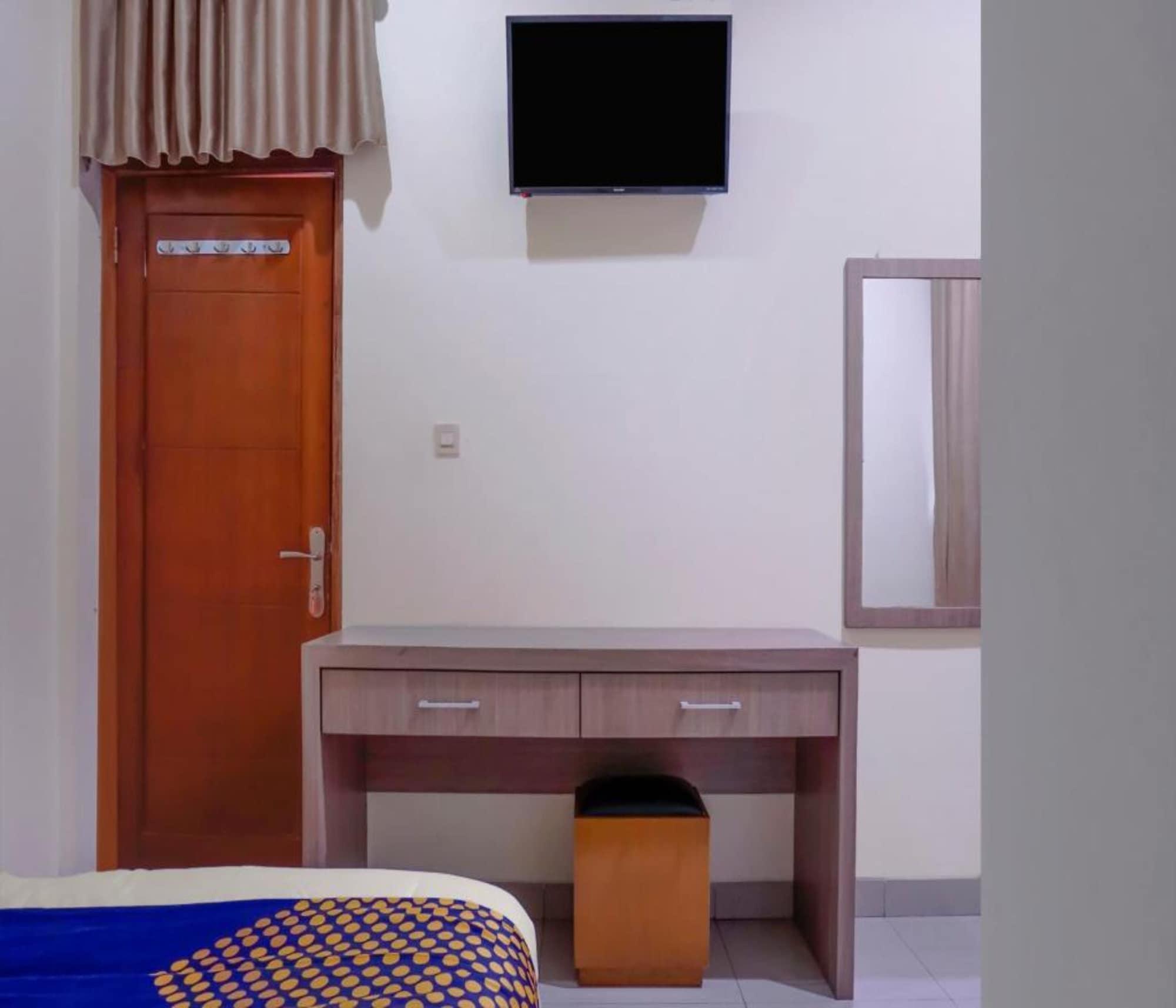 Oyo 2357 Syariah Grand Raudhah Hotel Jakarta Kültér fotó