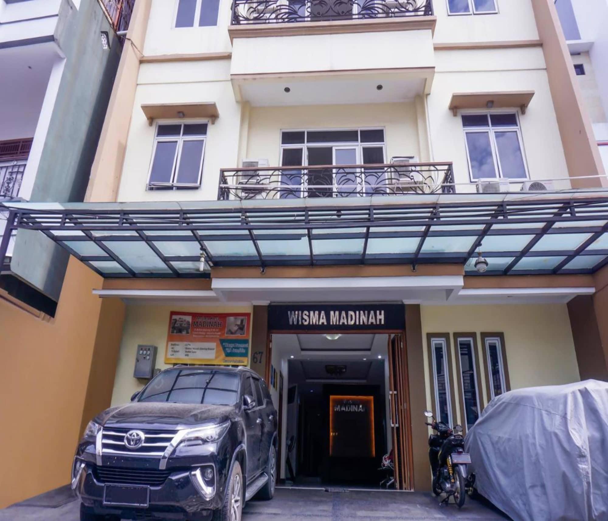 Oyo 2357 Syariah Grand Raudhah Hotel Jakarta Kültér fotó