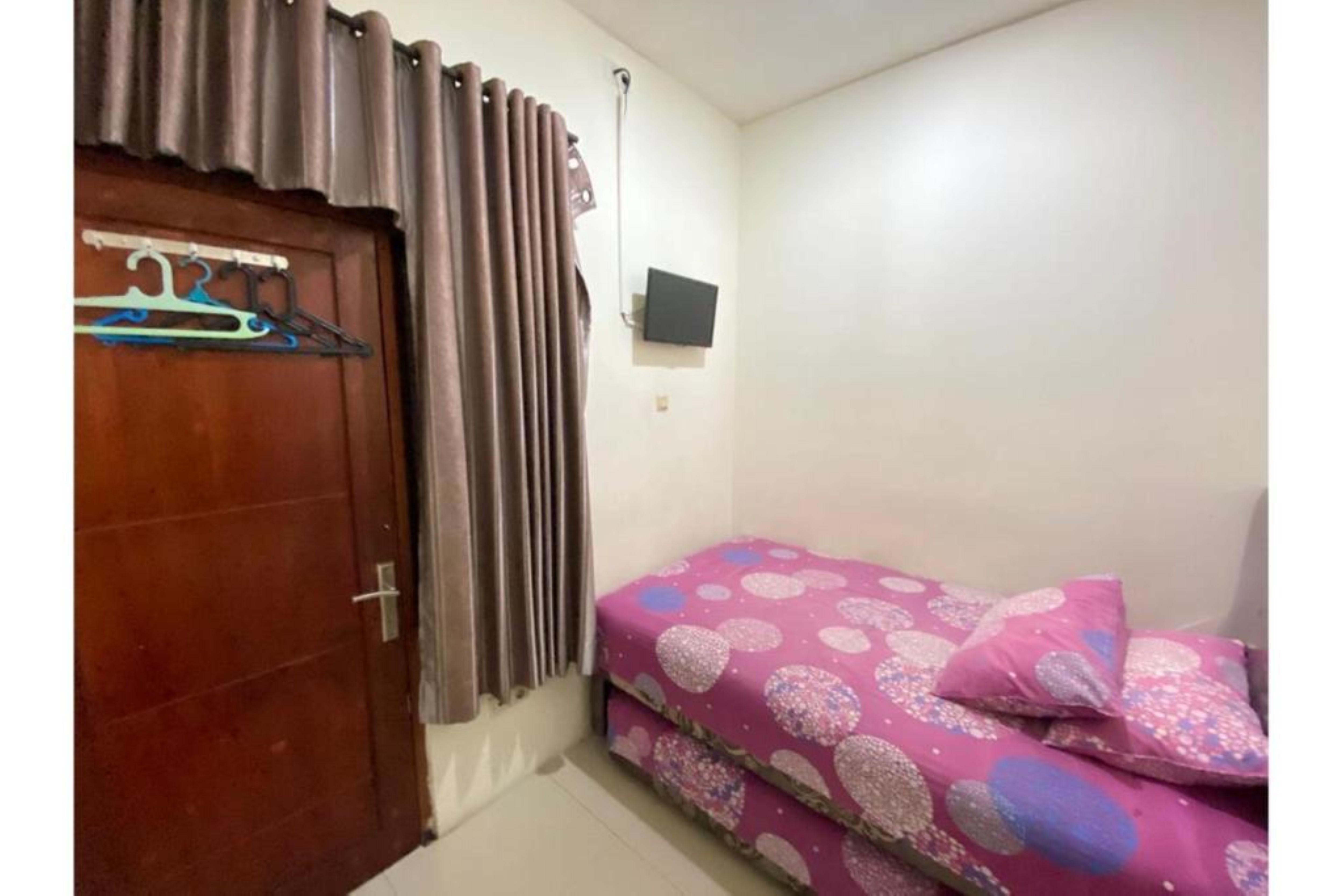 Oyo 2357 Syariah Grand Raudhah Hotel Jakarta Kültér fotó